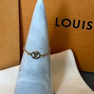 Louis Vuitton Chain Monogram Ring size M